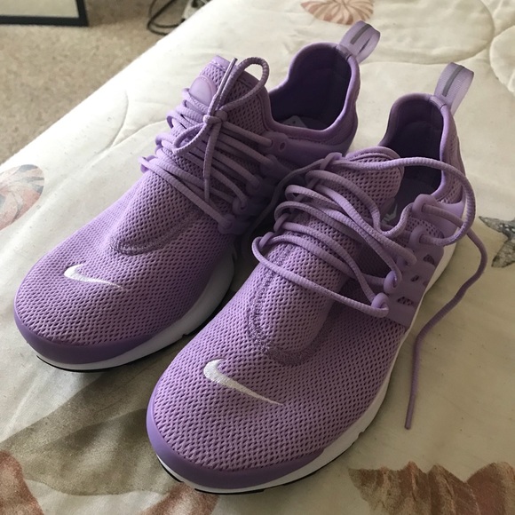 Nike Shoes - Women’s Nike Presto